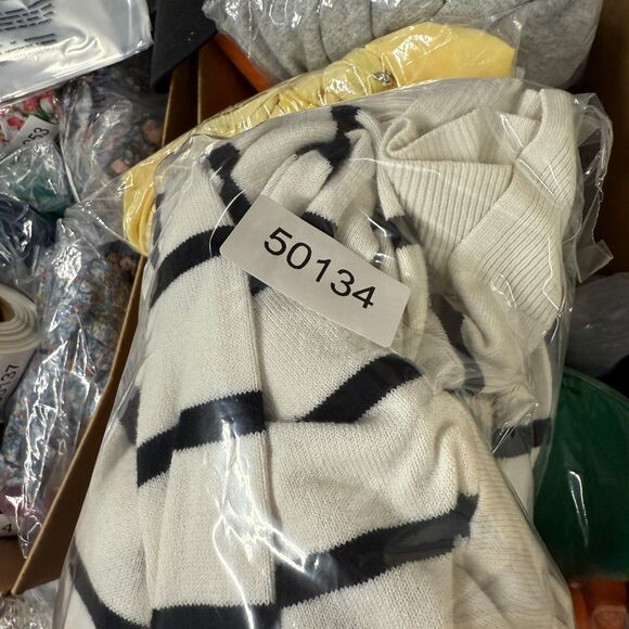 A New Day Cardigan Women M Medium White Striped Open Front Long Sleeve Acrylic - Picture 8 of 8